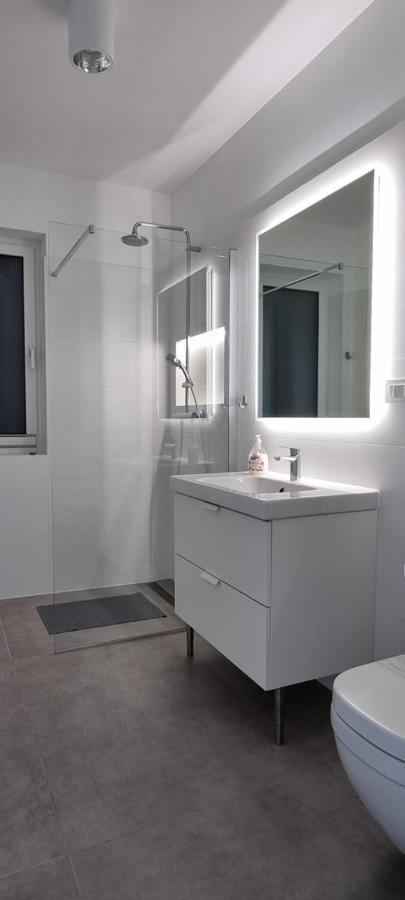 Seabreeze Luxury Apartments Nijvice Zewnętrze zdjęcie